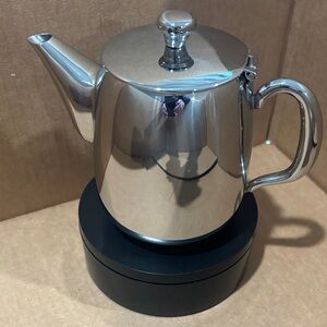 17ounce ~ 18/10 Stainless Steel Teapot ~ Mirrored Finish ~ HIA ~ NEW